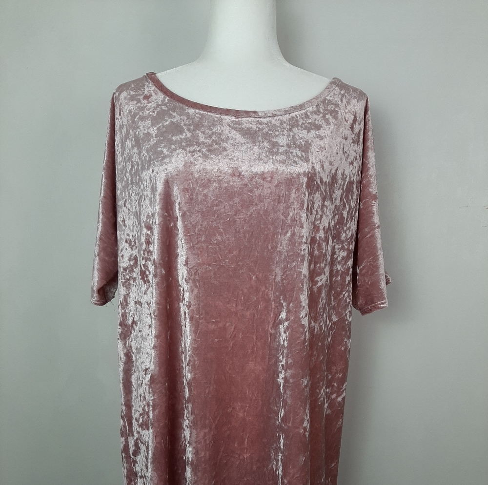 EUC American City Wear Pink Velvet top 2x